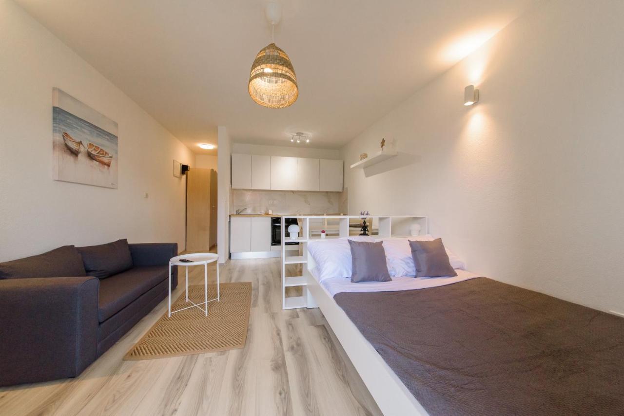 Donata Apartments 扎达尔 外观 照片