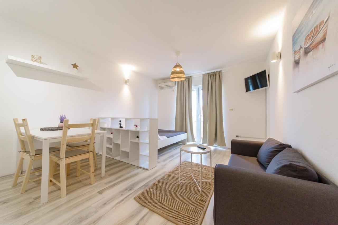 Donata Apartments 扎达尔 外观 照片