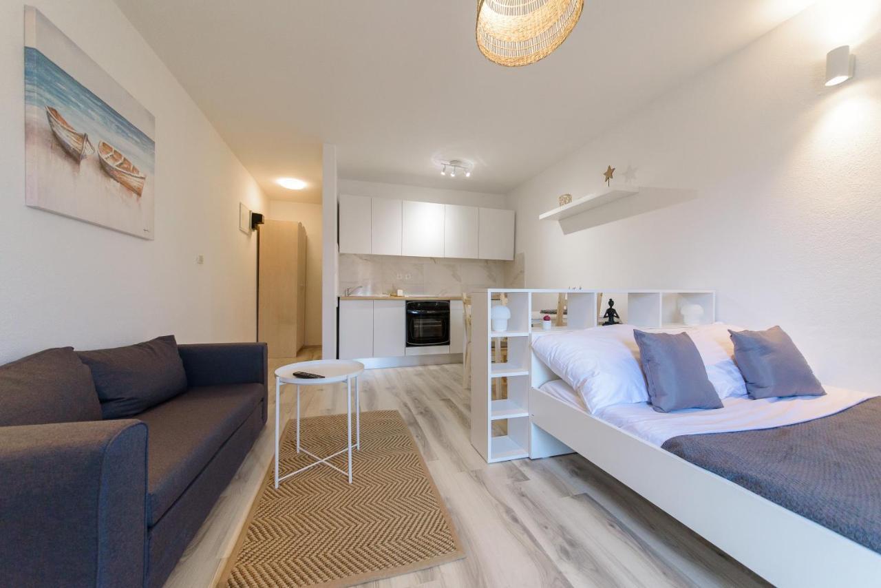Donata Apartments 扎达尔 外观 照片